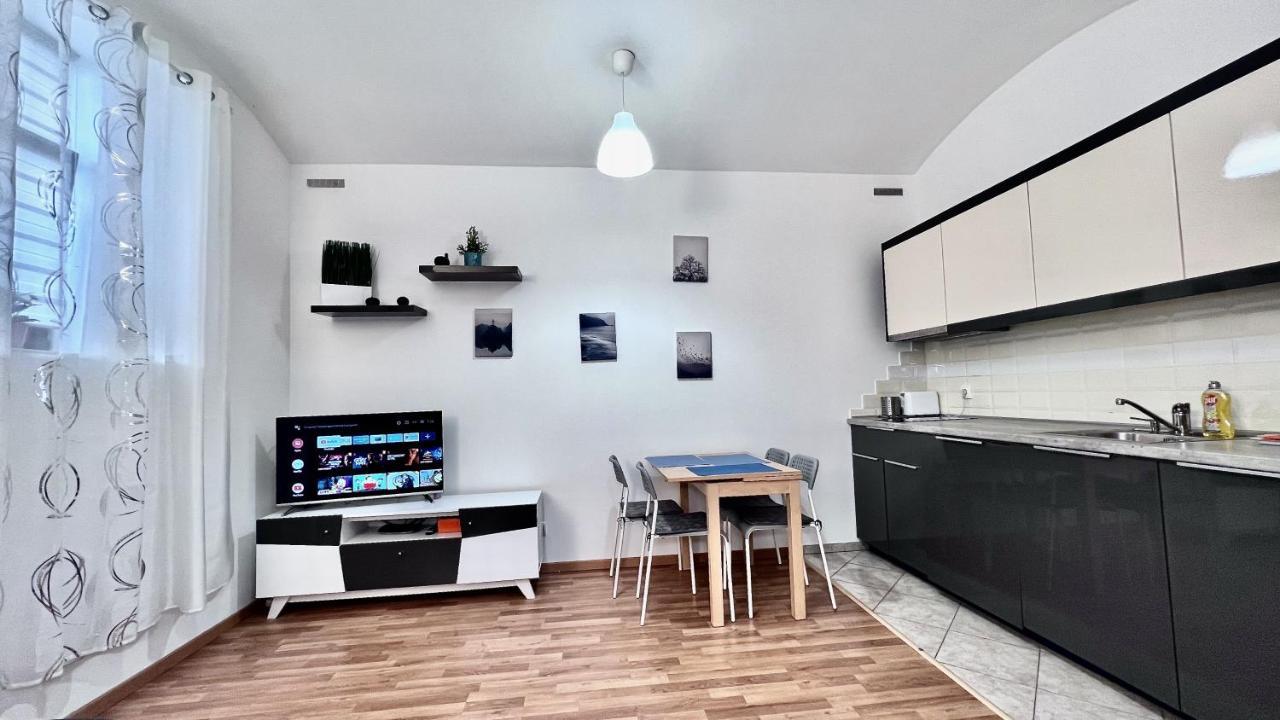 Ground Floor Apartment Praag Buitenkant foto