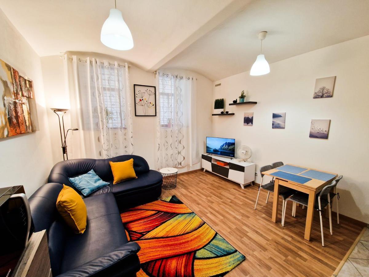 Ground Floor Apartment Praag Buitenkant foto